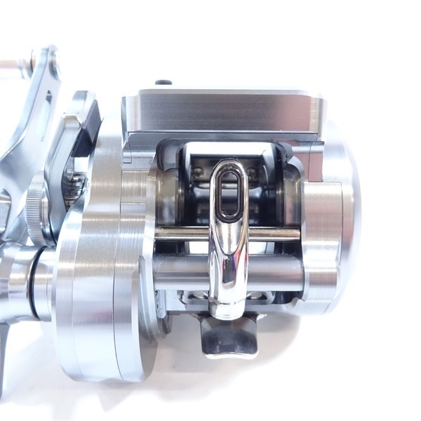 ２４オシアコンクエストＣＴ３００ＨＧ